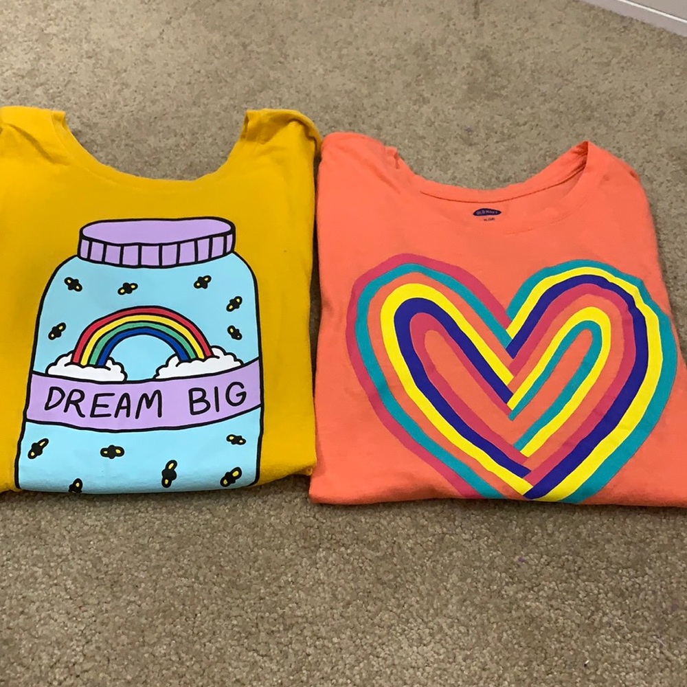 Girls colored tee shirts